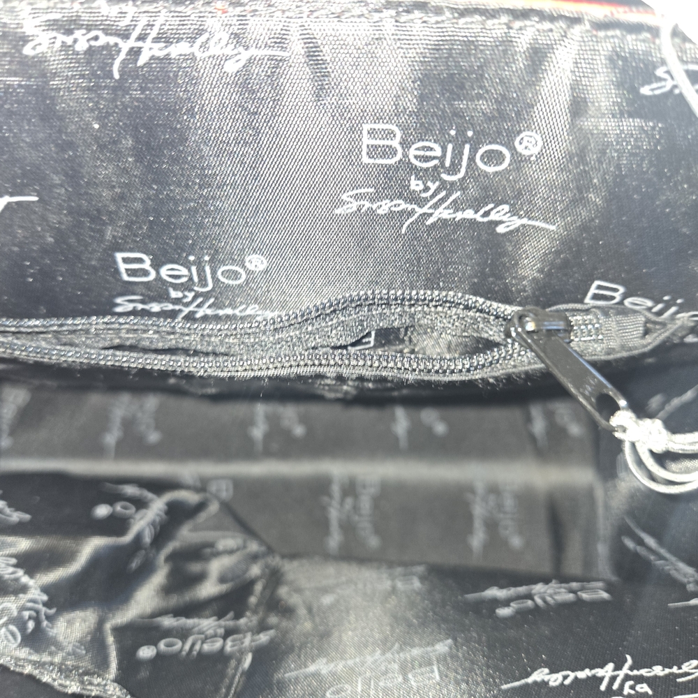 Beijo Red Patent Shoulder Bag - Picture 5 of 6